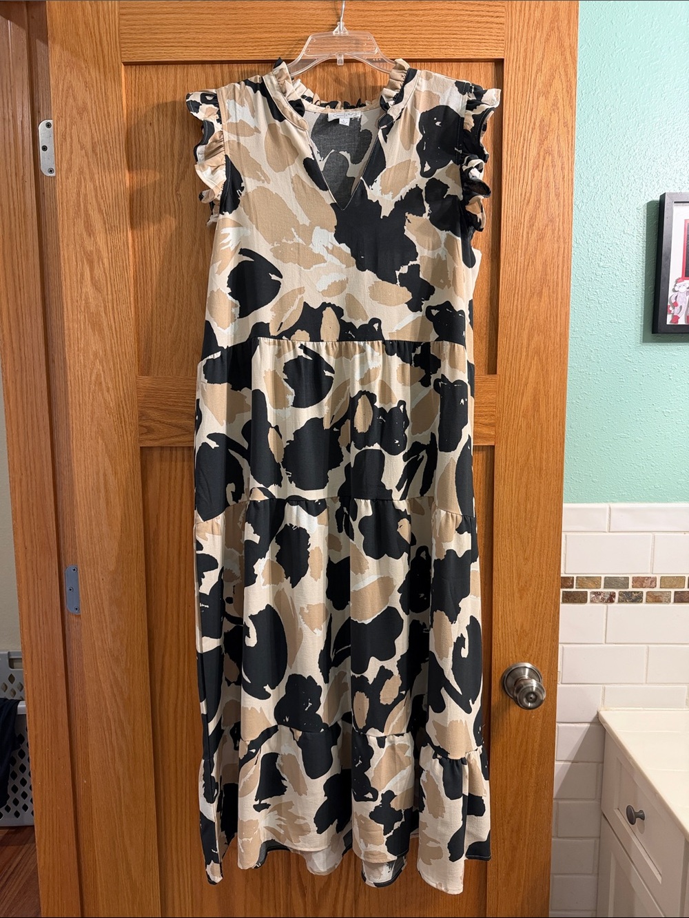 Sleeveless Tiered Midi Dress in Black and Beige
